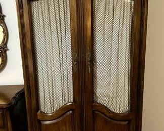 White armoire 