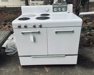 1947 GE Stove, can be restored to modern use