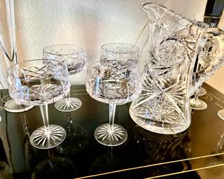 CRYSTAL POPS ON BLACK!