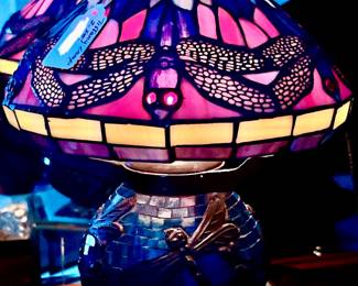 DRAGONFLY PETITE STAINED GLASS BOUDOIR LAMP.  ANOTHER STAND OUT PIECE!