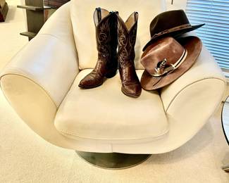 BOOTS, HATS ON LEATHER!