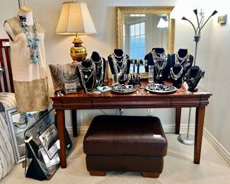 Lots of boutique costume jewelry. Cabi, Fossil, Ann Taylor, Banana Republic, Lucky Brand, Dillards.