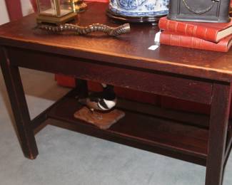 OAK MISSION STYLE DESK/TABLE