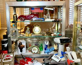 Wusthof Grand Prix II new in box steak knives. Nintendo Robot