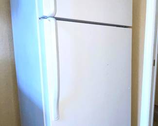 FIRM ON PRICE Top Freezer Fridge by Roper 
