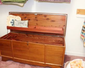 Lane Cedar Chest