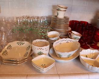 lenox christmas china set