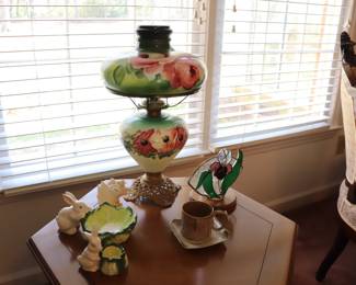 Vintage Hand Painted Gone With The Wind Electric Hurricane Lamp