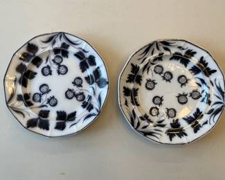 Lot 1136 Revolutionary War Trophy Plates Staffordshire Pottery Flow Black Mulberry