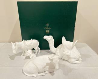 Lot 1408 Lenox The Animals of the Navity Set of 3 in Box