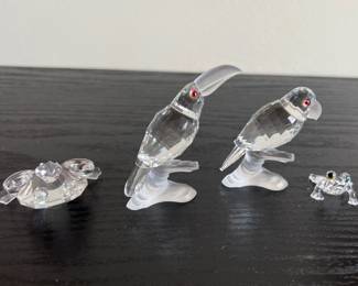 Lot 1229 Swarovski Crystal Prince Frog Baby Frog Toucan on Frosted Branch Parrot on Frosted Branch