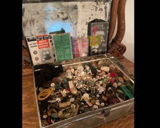 Lot 1175 Tin of Vintage Buttons Sewing Accessories