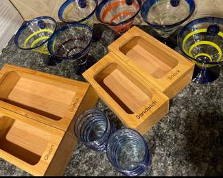 Lot 1318 Storage Bag Organizers Dessert Dishes 2 Glasses