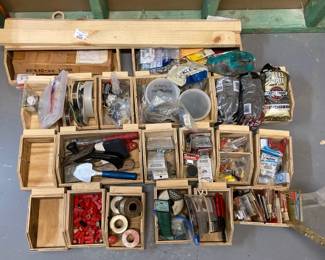 Lot 1049 Wall Mount French Cleat Bin Storage System Tools