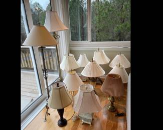 Lot 1397 12 Lamps