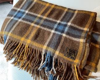 Lot 1138 Vintage Plaid Wool Throw Blanket