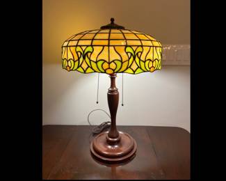 Lot 996 Tiffany Style Table Lamp