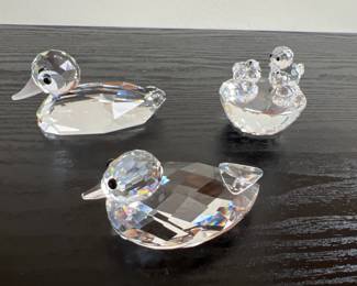 Lot 1235 Swarovski Crystal Mallard Duck Small Duck Birds Nest