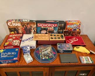 Lot 1308 Vintage Board Games Scrabble Monopoly Clue Mancala