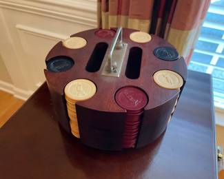 Lot 1416 Vintage Rotating Poker Chip Caddy