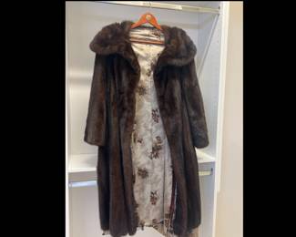 Lot 1156 Vintage Mink Coat