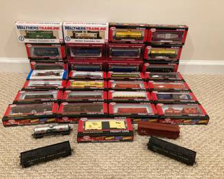 Lot 1196 HO Scale Model Railroad Train Freight Cars