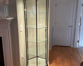 Lot 1409 Lighted Hexagonal Curio Display Cabinet w Lock
