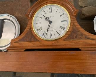 vintage mantle clock