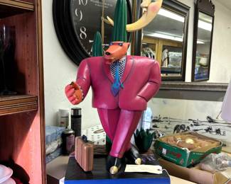 Bio included of artist.