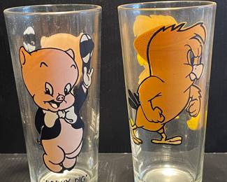 Vintage Porky Pig Henry Hawk glasses