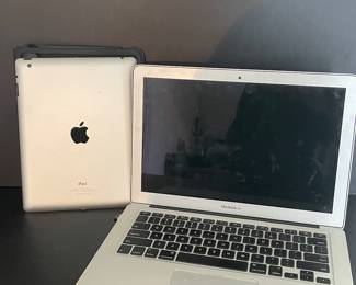Apple IPad & MacBook 