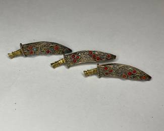 Sword pins vintage 