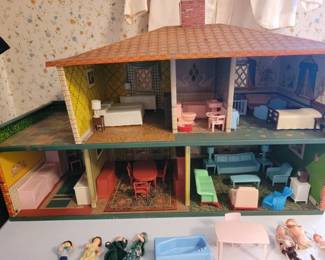 Vintage tin doll house with fully furnished contents