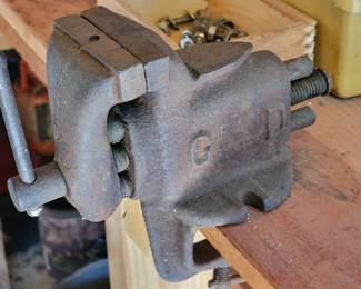 Work bench vice