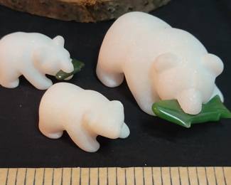 Marble bears with jade fish