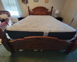 Queen cannonball bed