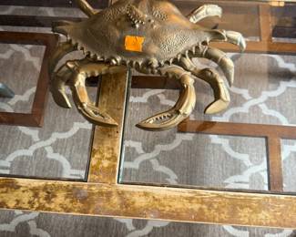 Large crab - Top lifts up