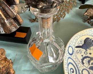 Decanter with silver stopper 