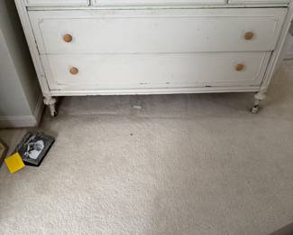 White dresser 