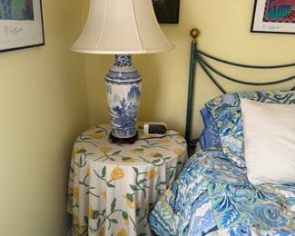 Blue and white Asian lamp