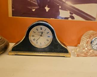 Small Howard Miller Mantle Clock