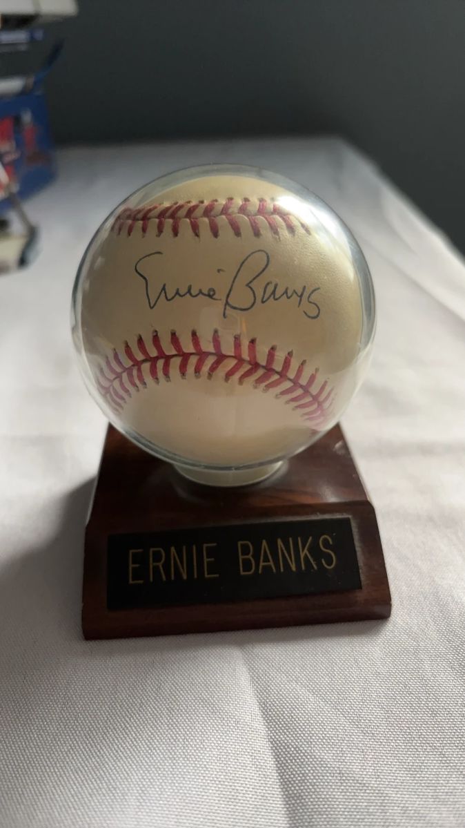 001 Ernie Banks Signed Baseball on Stand With Name Plaque
