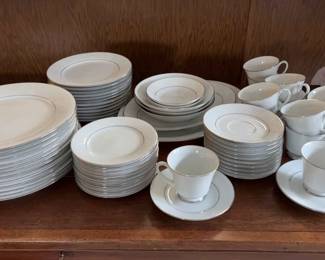 Noritake Tahoe 2585 China Set