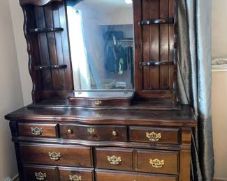 dresser