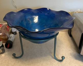 blue bowl