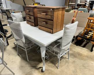 Table & Chairs and End Tables/Nightstands Orlando
