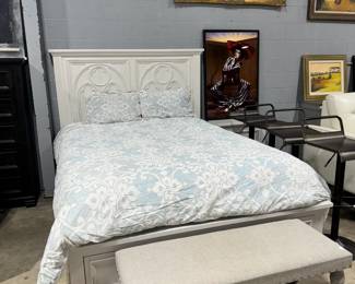 Full Bed Orlando Estate Auction 