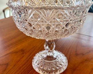 EARG Fostorm Hlass Co Large Footed Compote