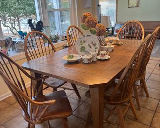 Rustic Solid  Oak Farmhouse Table with 6 Chairs