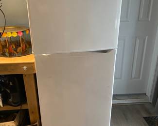 Compact refrigerator and freezer. Perfect for an apartment or dorm.